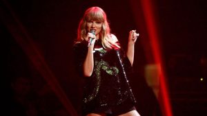 Taylor Swift finally takes a stand and donates to March for our Lives