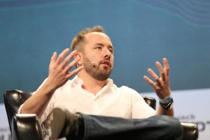 Dropbox CEO Drew Houston emphasizes user trust on IPO day amid Facebook’s troubles